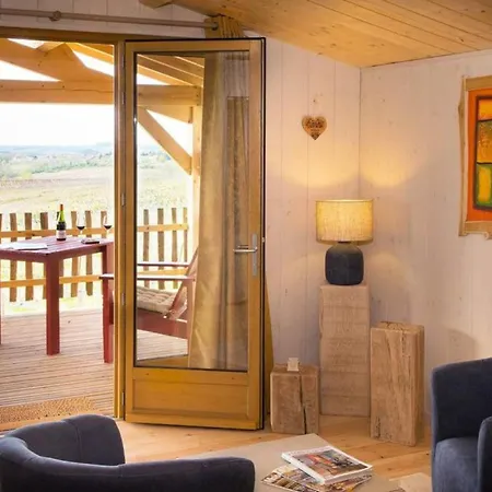 Holiday home Les De *