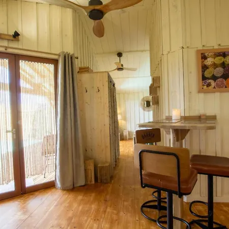 Holiday home Les De *