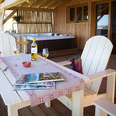 Holiday home Les De Monbazillac