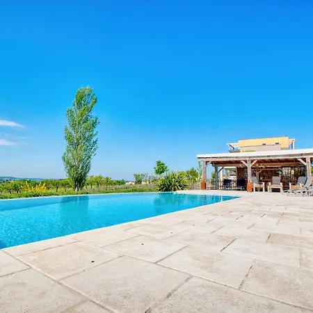 Les De Holiday home