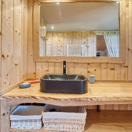 Les De Монбазйяк