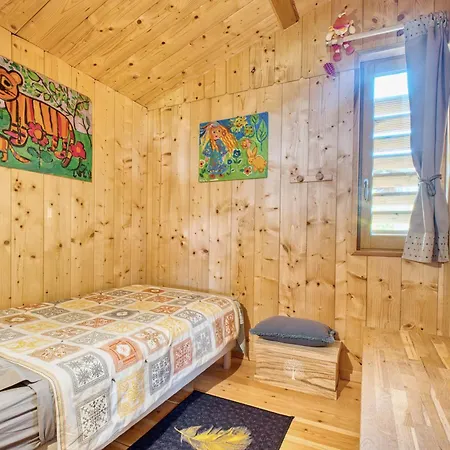 Les De Монбазйяк