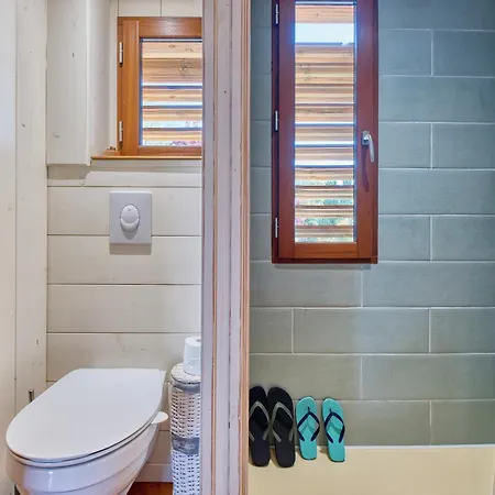 Les De Монбазйяк