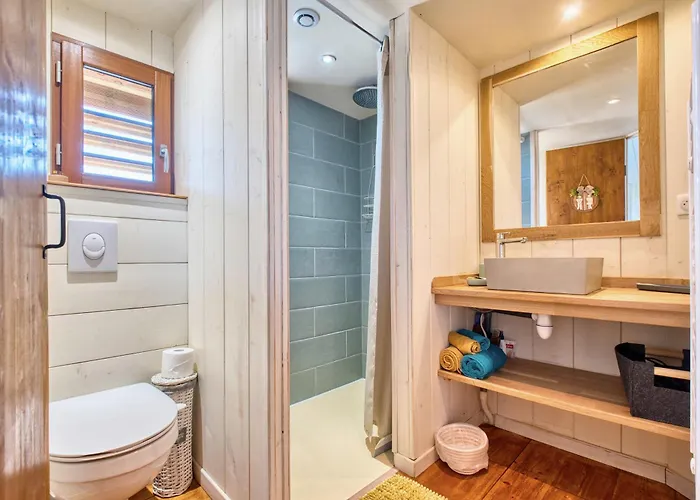 Les De 펜션 몽바지약