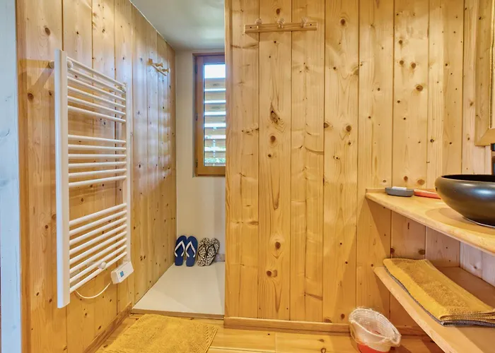 Les De 펜션 몽바지약