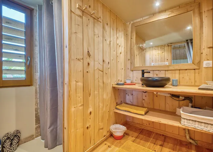 Les De 펜션 몽바지약